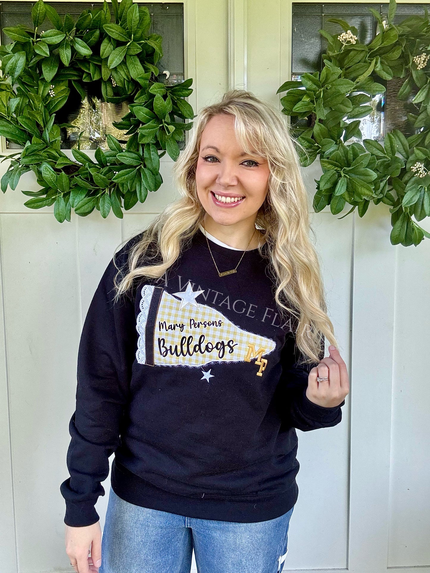 Mary Persons Vintage Pennant Embroidered Sweatshirt - Black