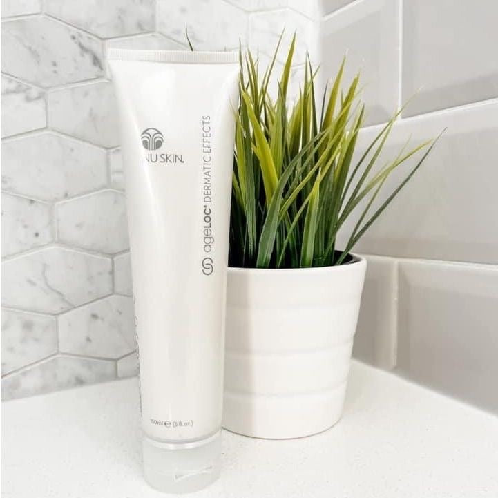 ageLOC® Dermatic Effects® Body Contouring Lotion